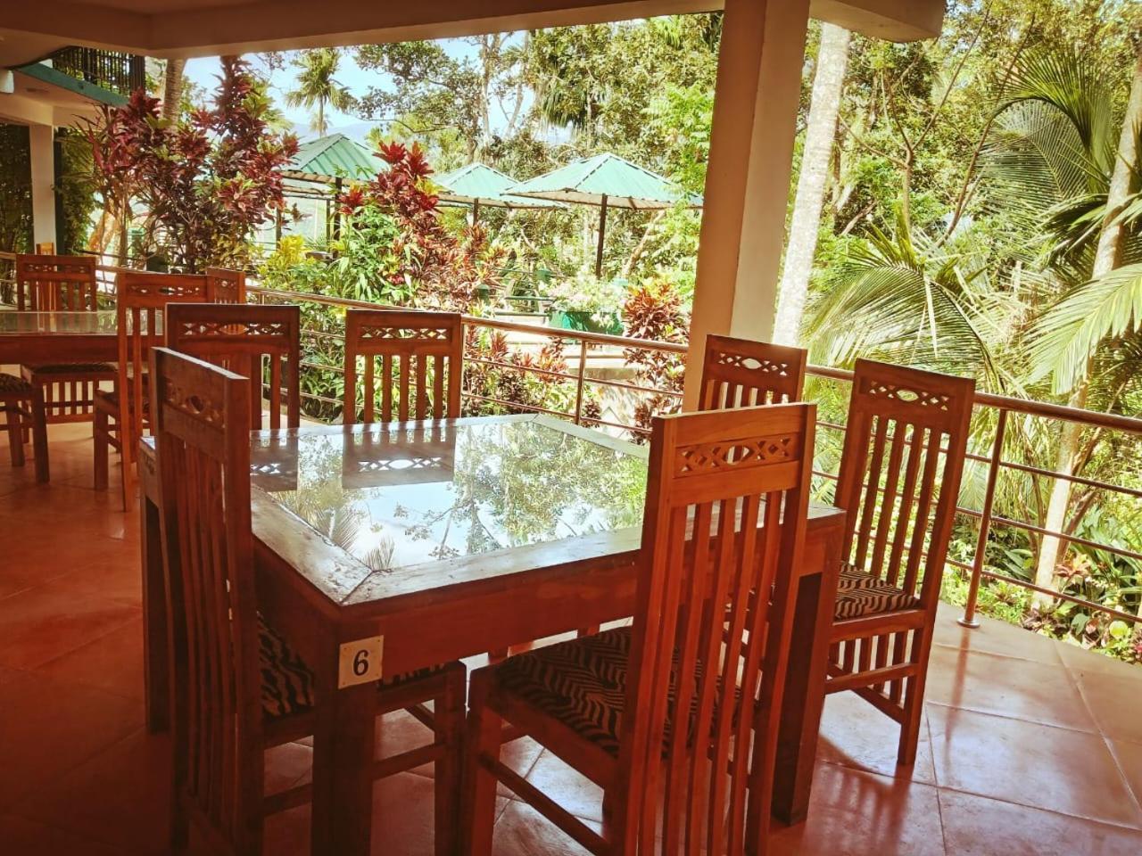 Rainforest Lodge, Deniyaya Singheraja Buitenkant foto