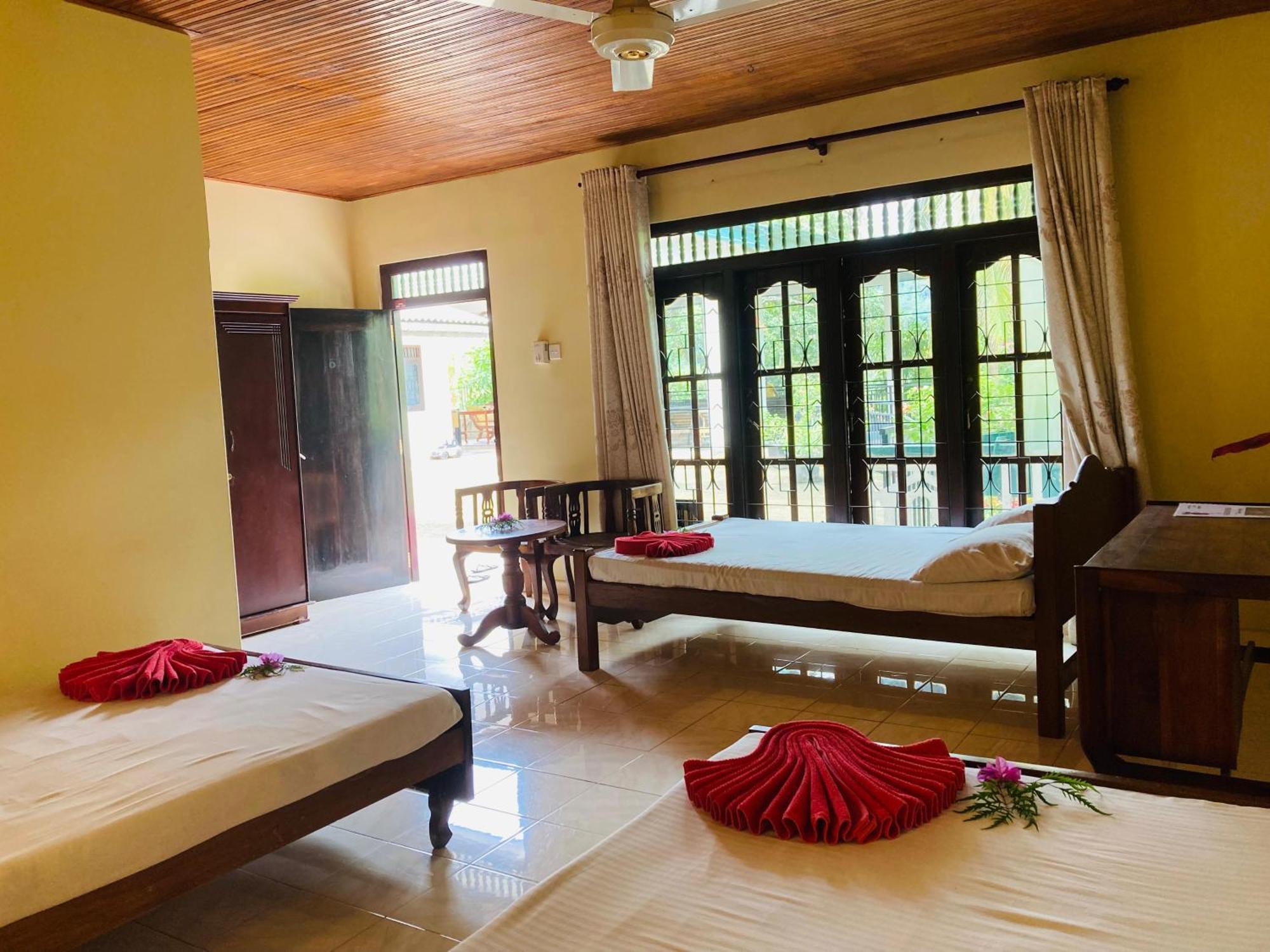 Rainforest Lodge, Deniyaya Singheraja Buitenkant foto