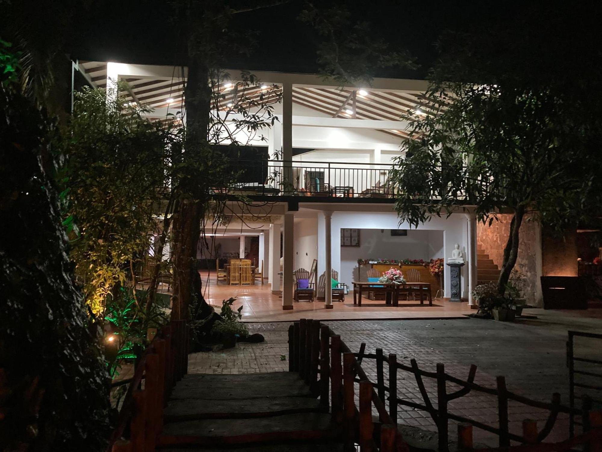 Rainforest Lodge, Deniyaya Singheraja Buitenkant foto