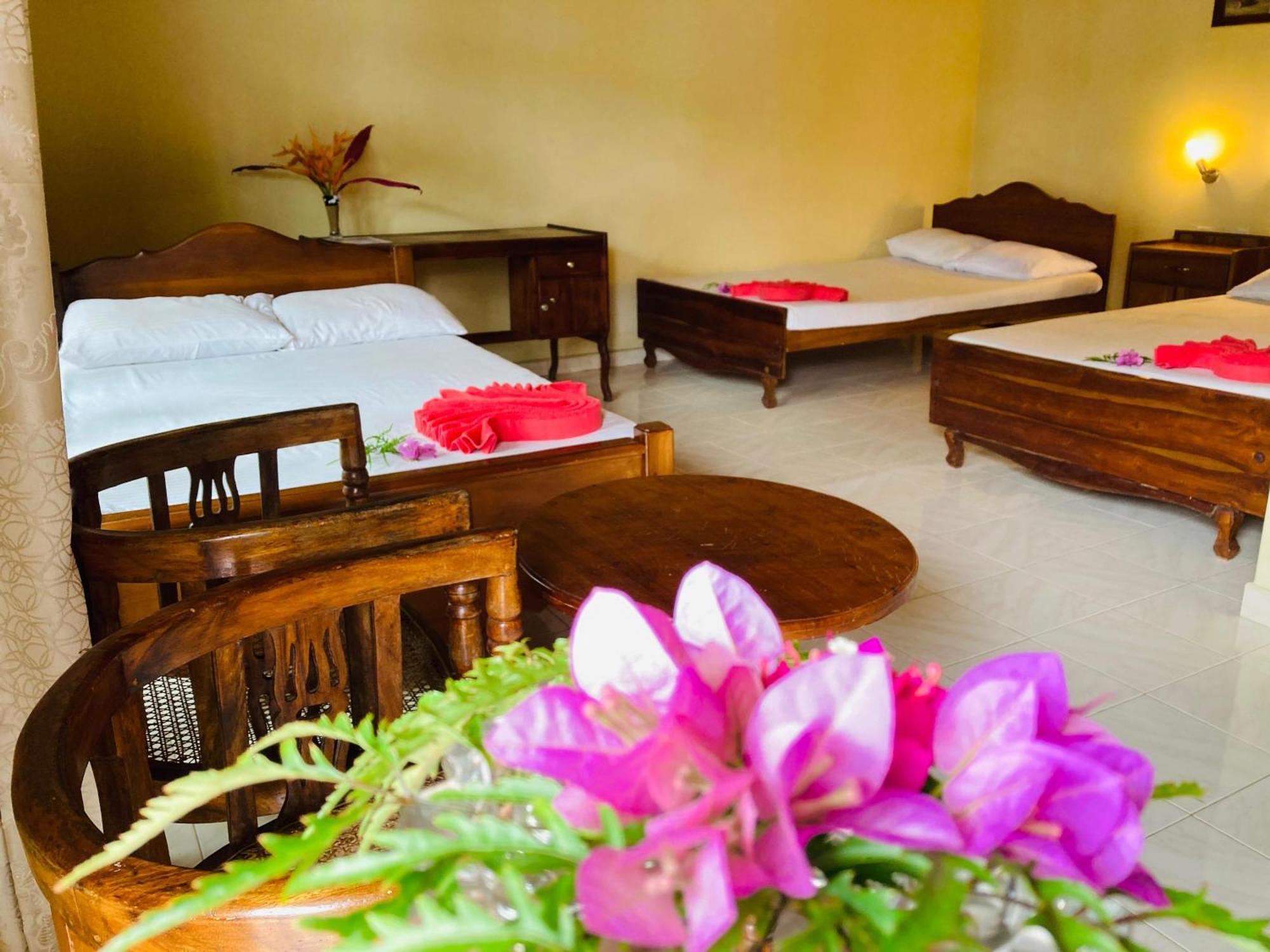 Rainforest Lodge, Deniyaya Singheraja Buitenkant foto