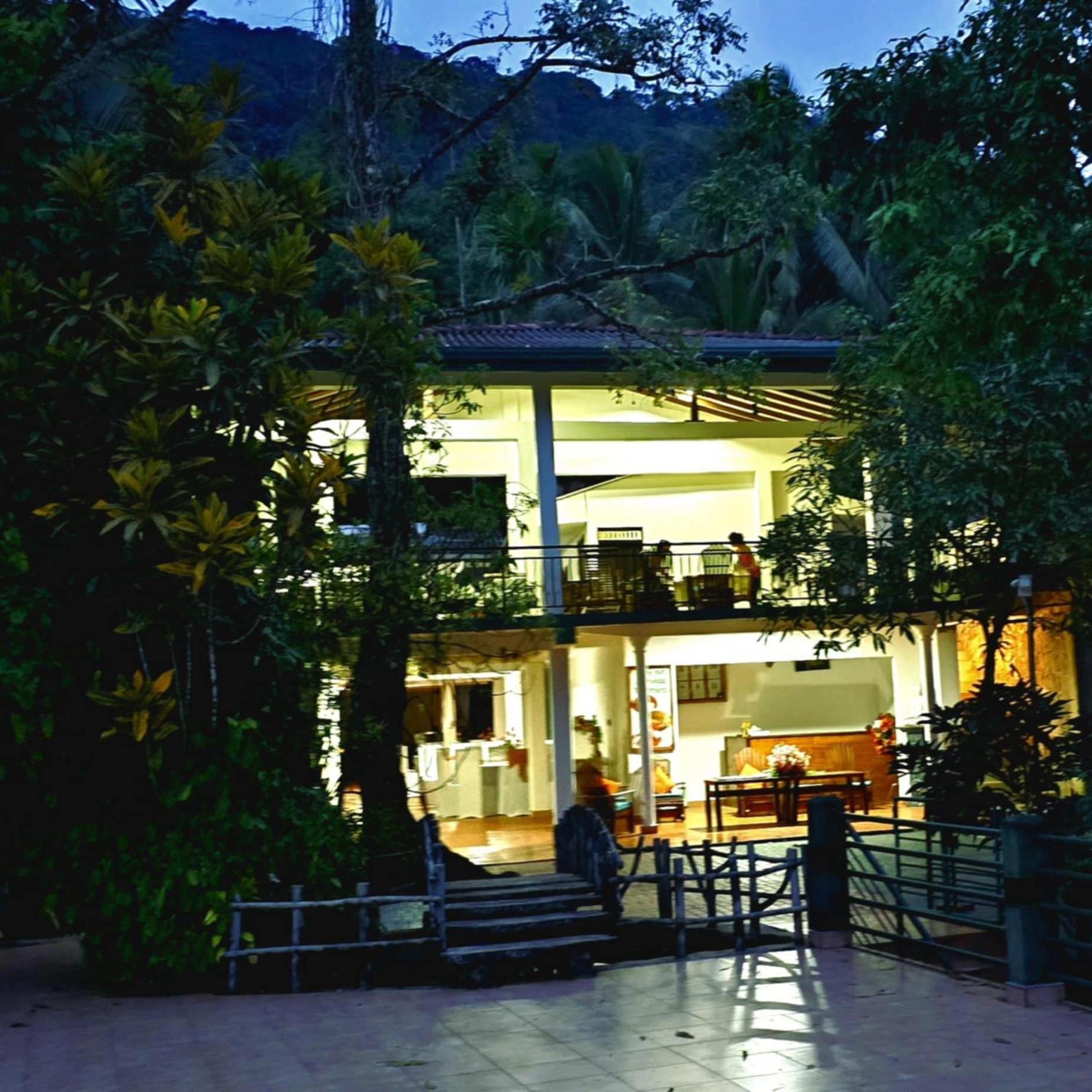 Rainforest Lodge, Deniyaya Singheraja Buitenkant foto