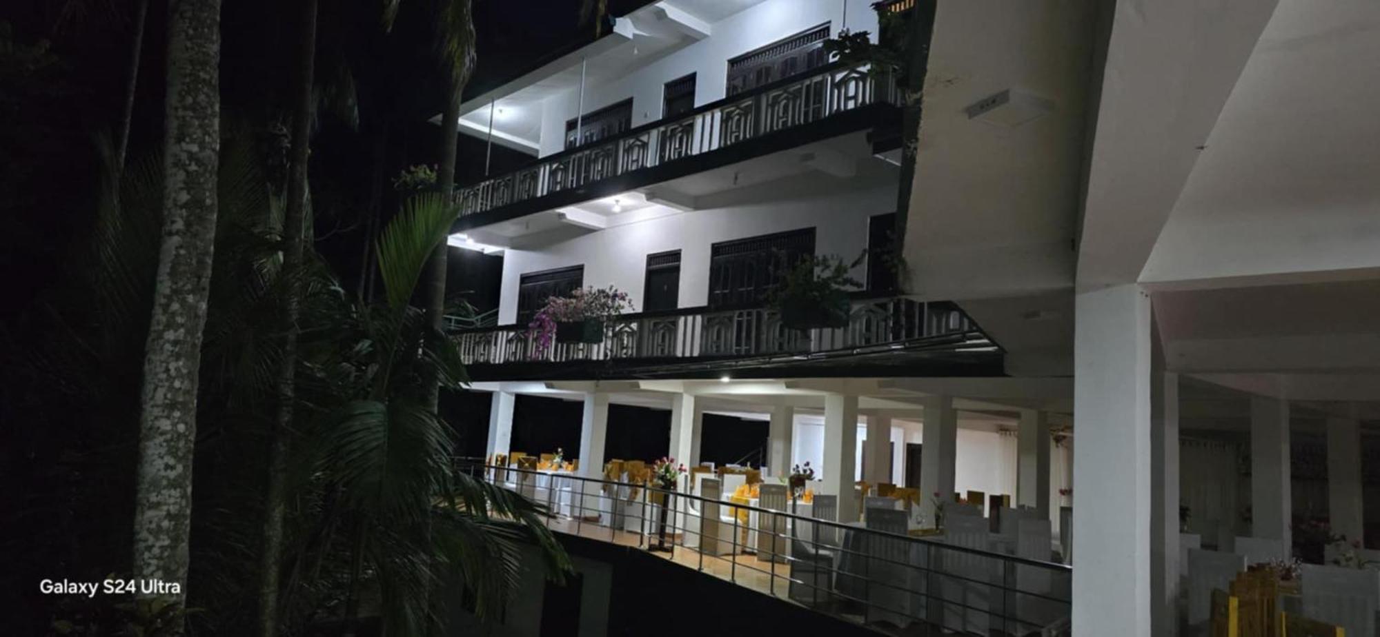 Rainforest Lodge, Deniyaya Singheraja Buitenkant foto